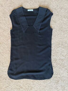 Geren Ford Vintage 100% Silk Black Sleeveless Pintuck V-Neck Tunic Blouse